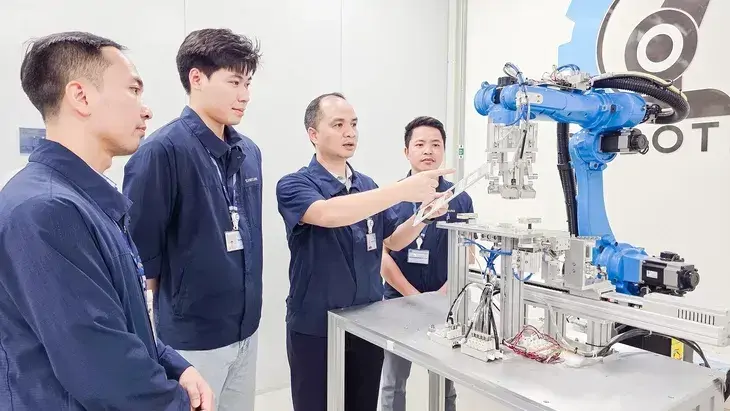 Automation in Precision Manufacturing: Lessons from Samsung’s Real-World Implementation